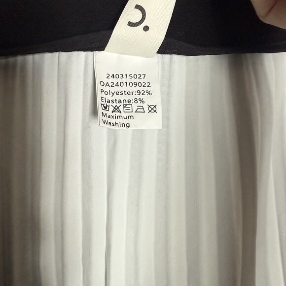 Commence Two Tone Pleated Long Skirt~Black/White~NEW w/Tags~Large - Picture 8 of 14